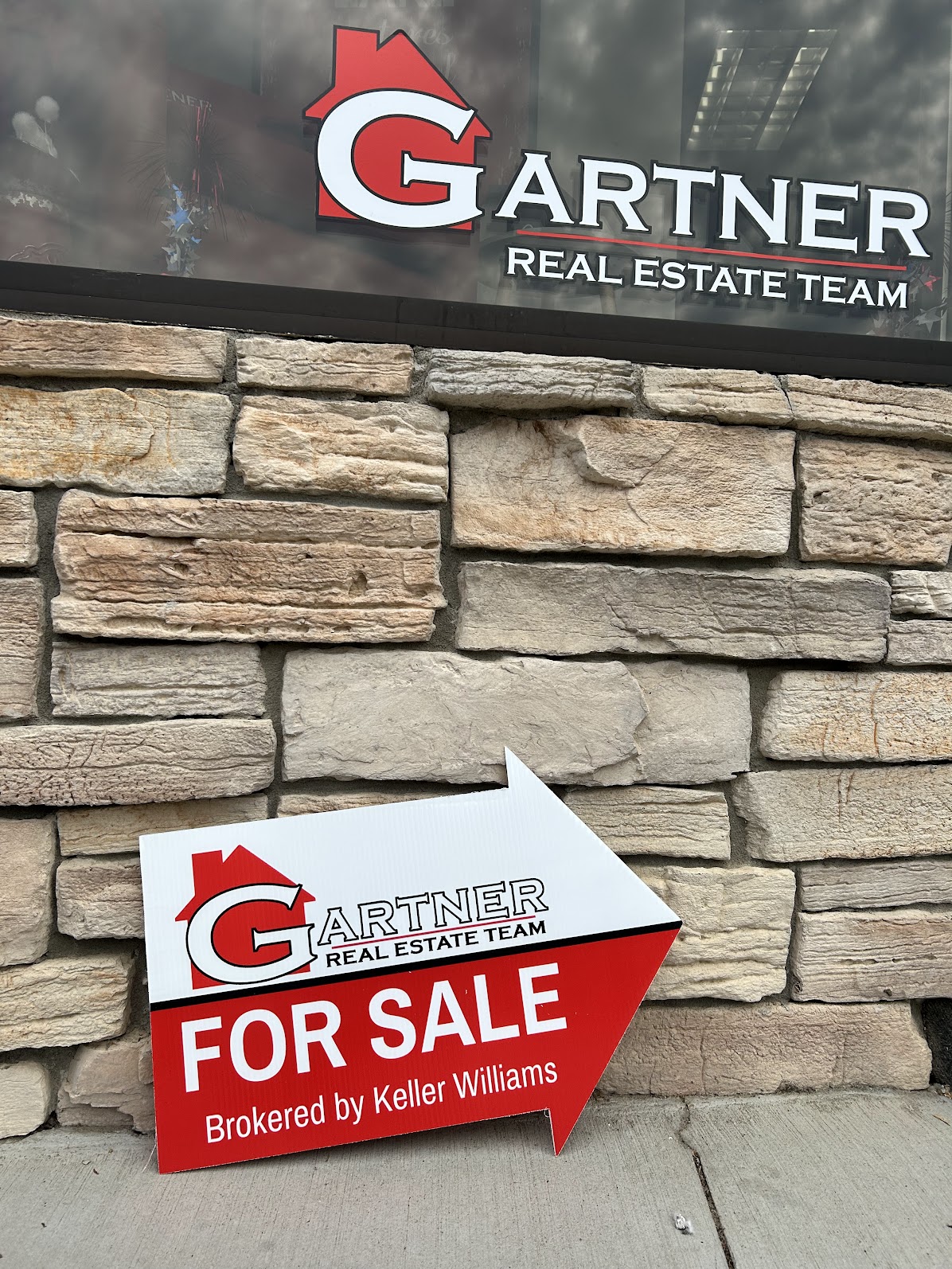 Renting vs Buying header image.