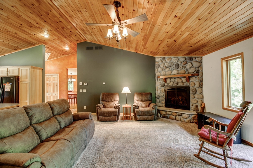 How to Determine the Value of Your Home. header image.