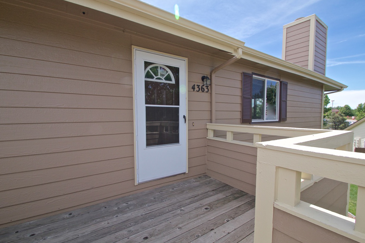 4363 Hunting Meadows Circle - Condo for Sale header image.