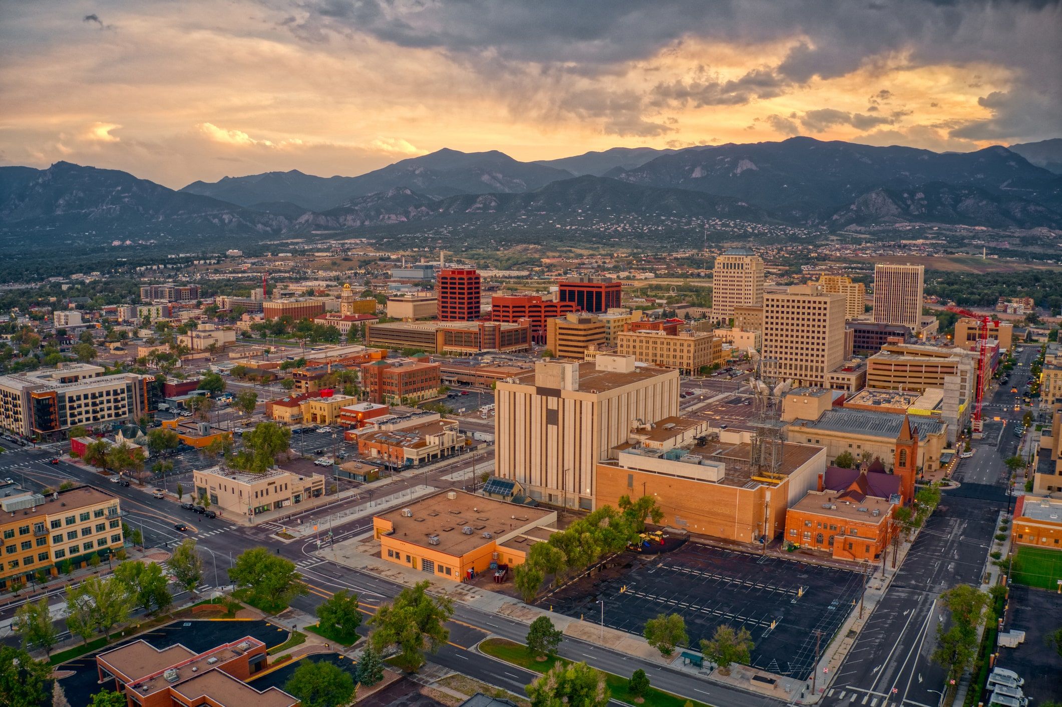 Navigating the Colorado Springs Real Estate Market: Insights and Anticipation Surrounding the Fed's Actions header image.