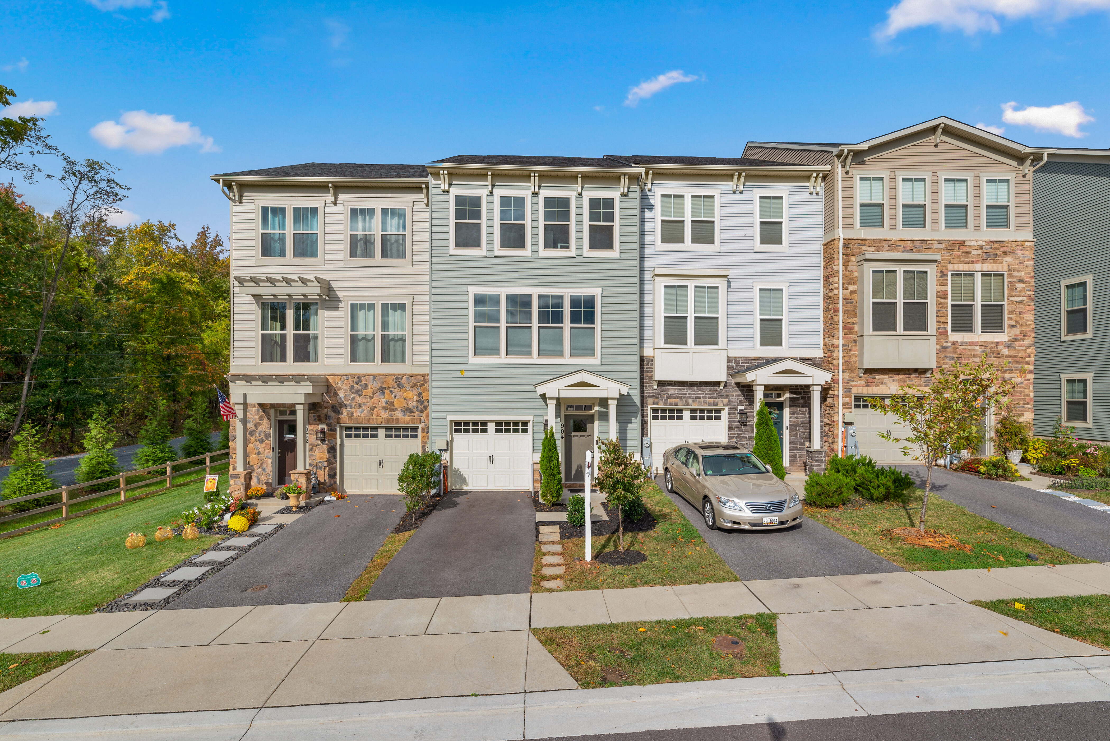 Just Listed in Tanyard Cove | 904 Thurston Lane | Glen Burnie Homes for Sale | Tanyard Cove Townhomes header image.