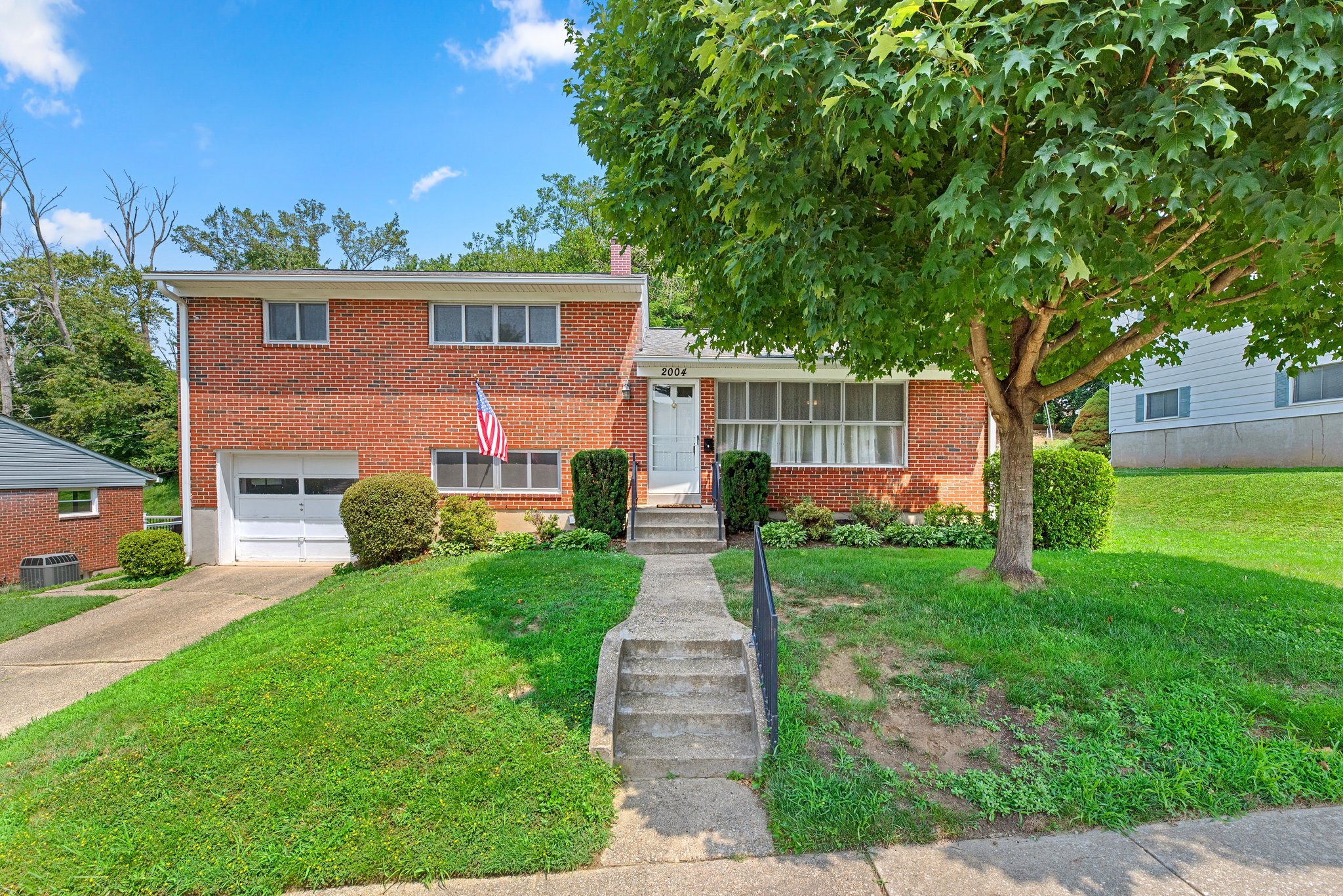 Just Listed in Rollingwood | 2400 Helmsby Road | Catonsville Homes for Sale | Homes for Sale in 21228 header image.