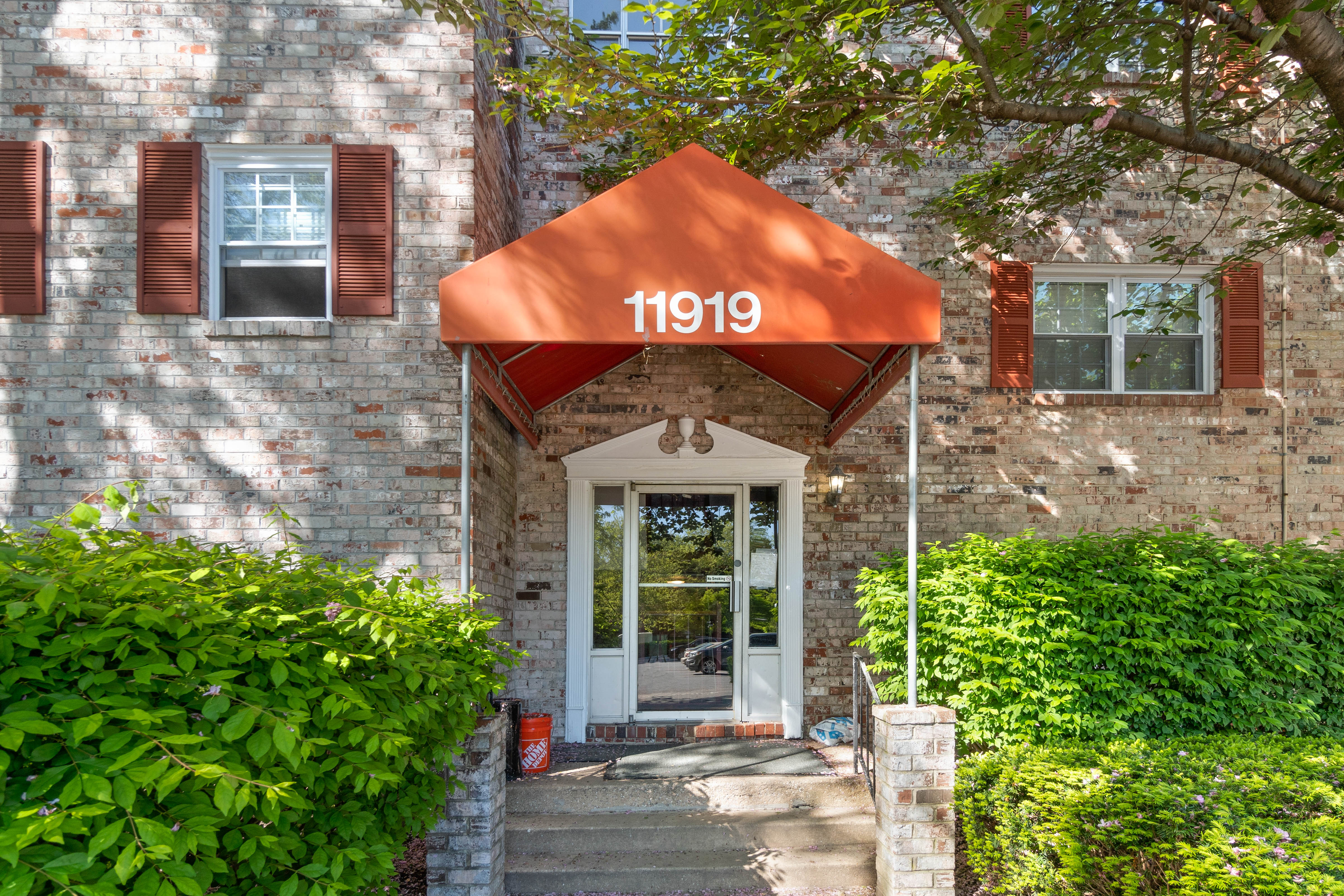 Just Listed in The Gardens at Owings Mills | 11919 Tarragon Road Unit J | Reisterstown Condos for Sale | 21136 Condos header image.