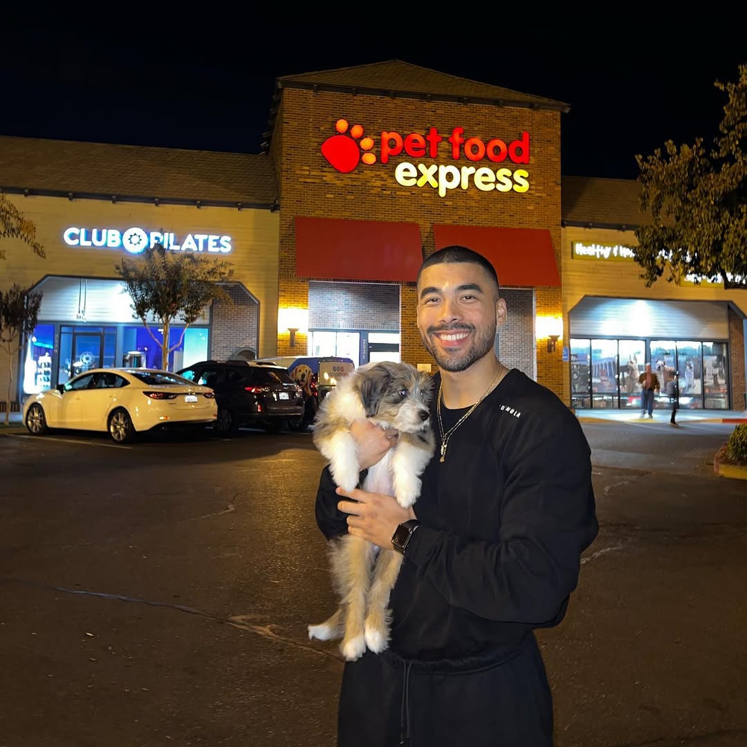 Angel Del Valle and Nala at Pet Food Express