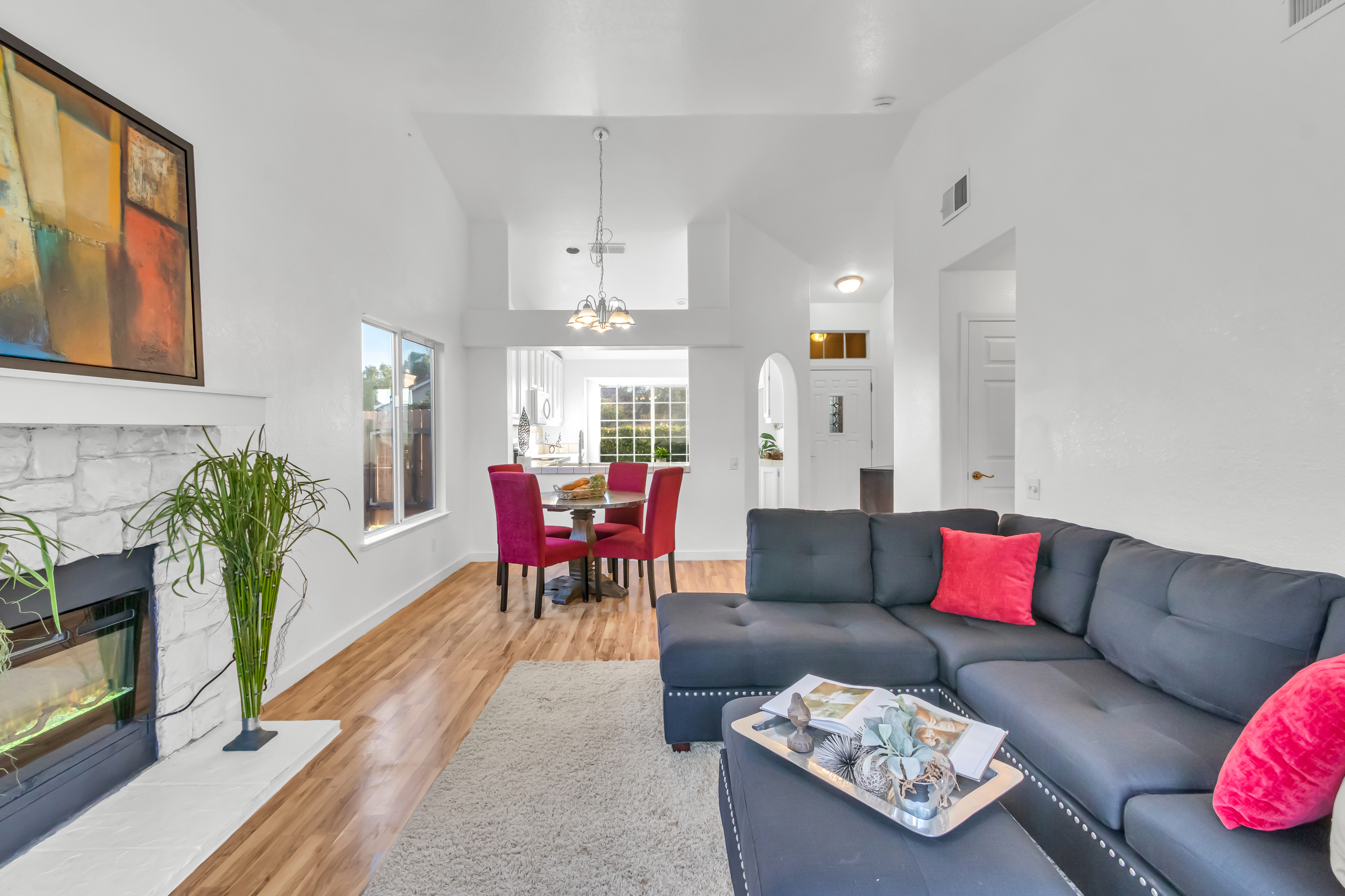 Why More People Are Buying Multi-Generational Homes Today header image.