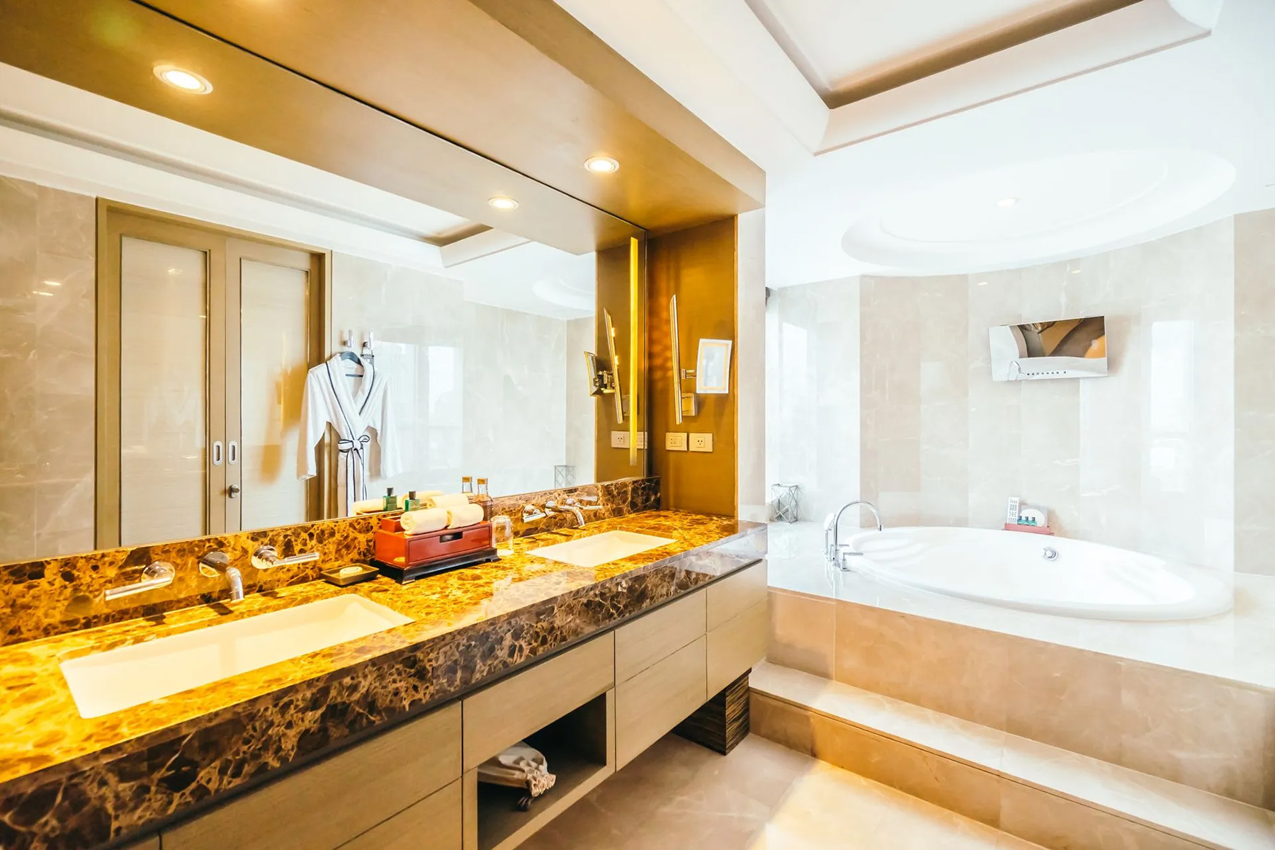 Why Bathroom Renovations Are a Must for Any Modern Home header image.