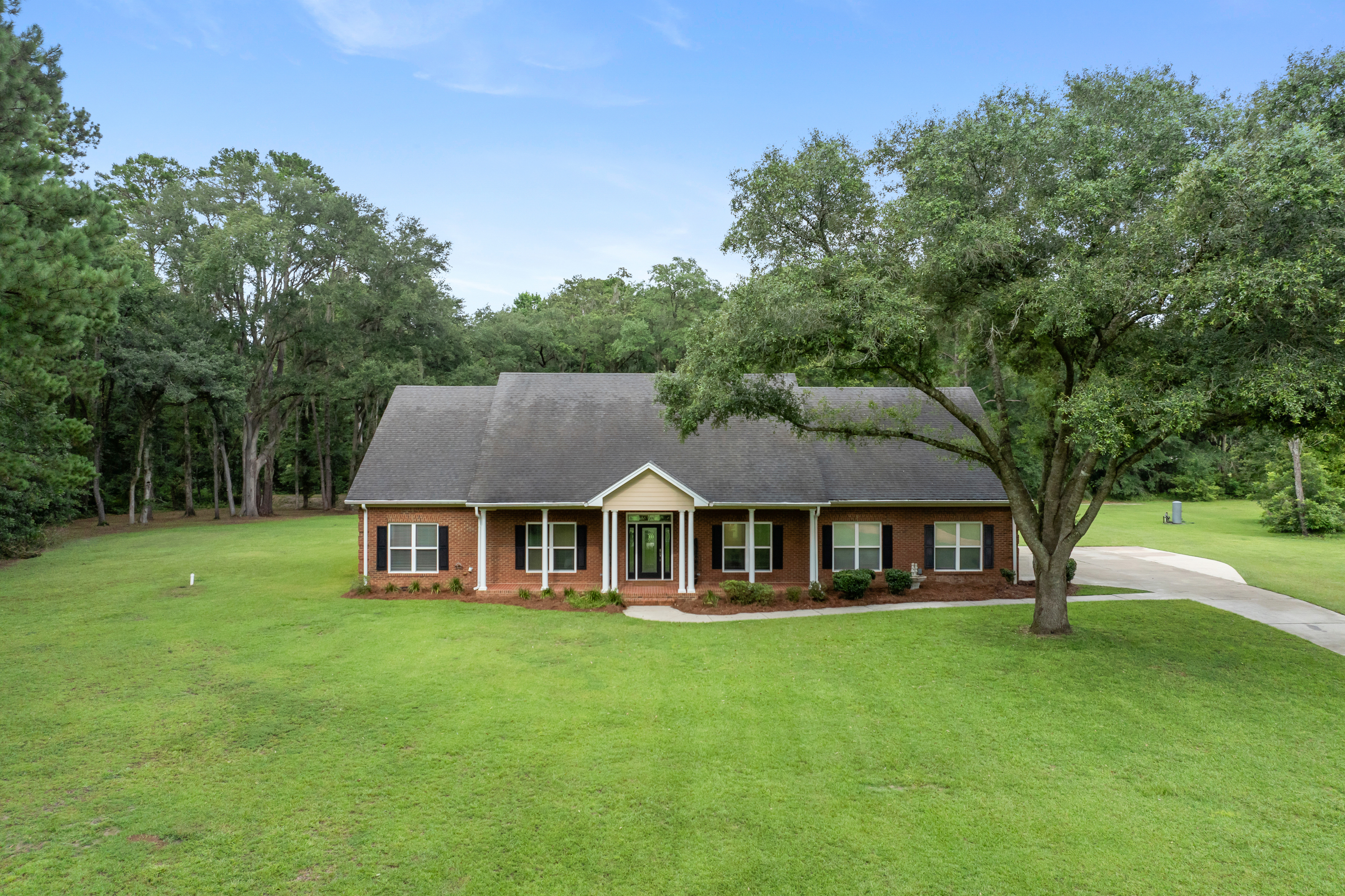 Just Listed: 7892 Parliament Ct in Northshire | 5 Bedroom Home on 2+ Acres in Tallahassee header image.
