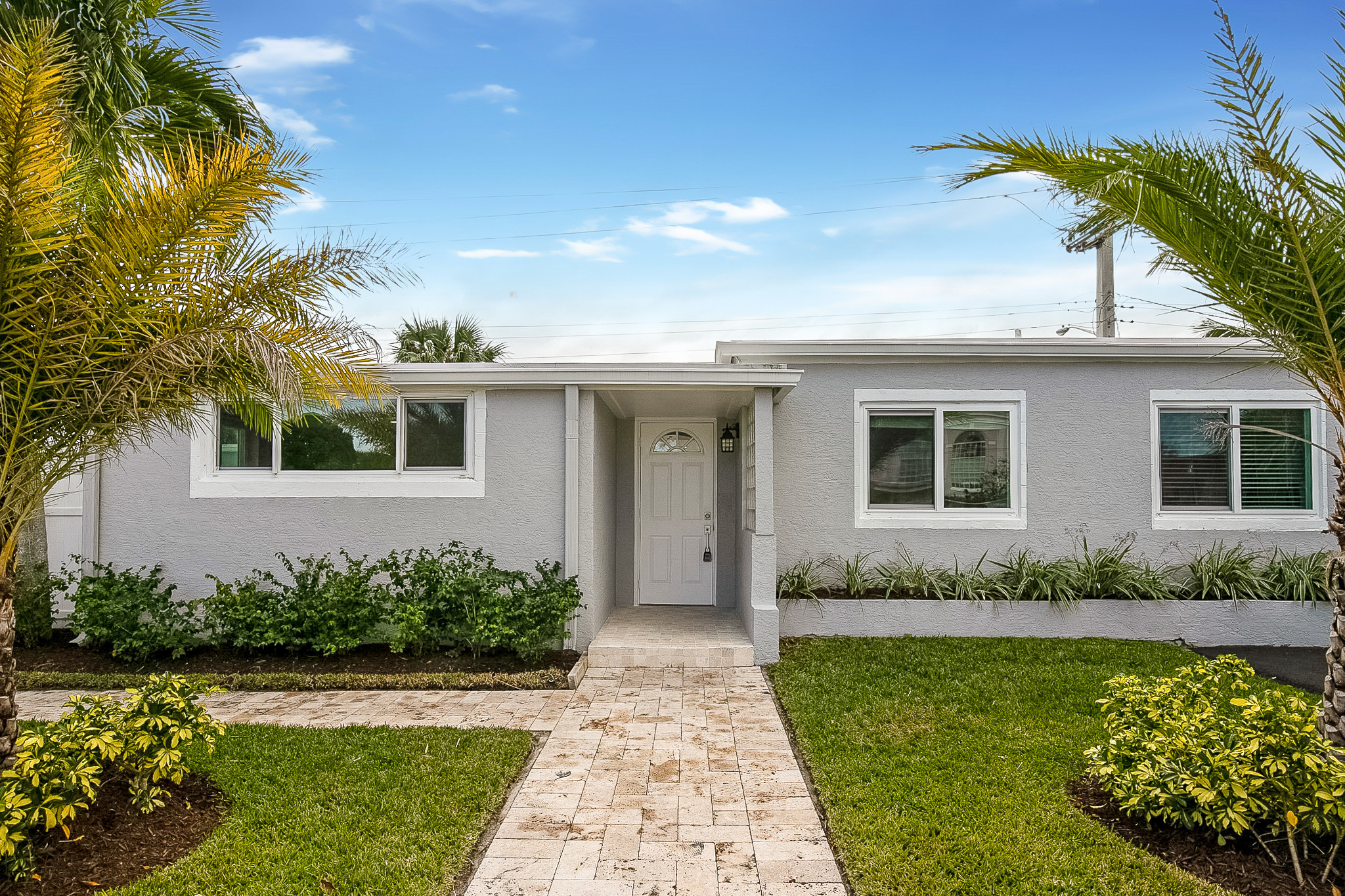 Just Listed!  Renovated Home in Downtown Delray Beach! header image.