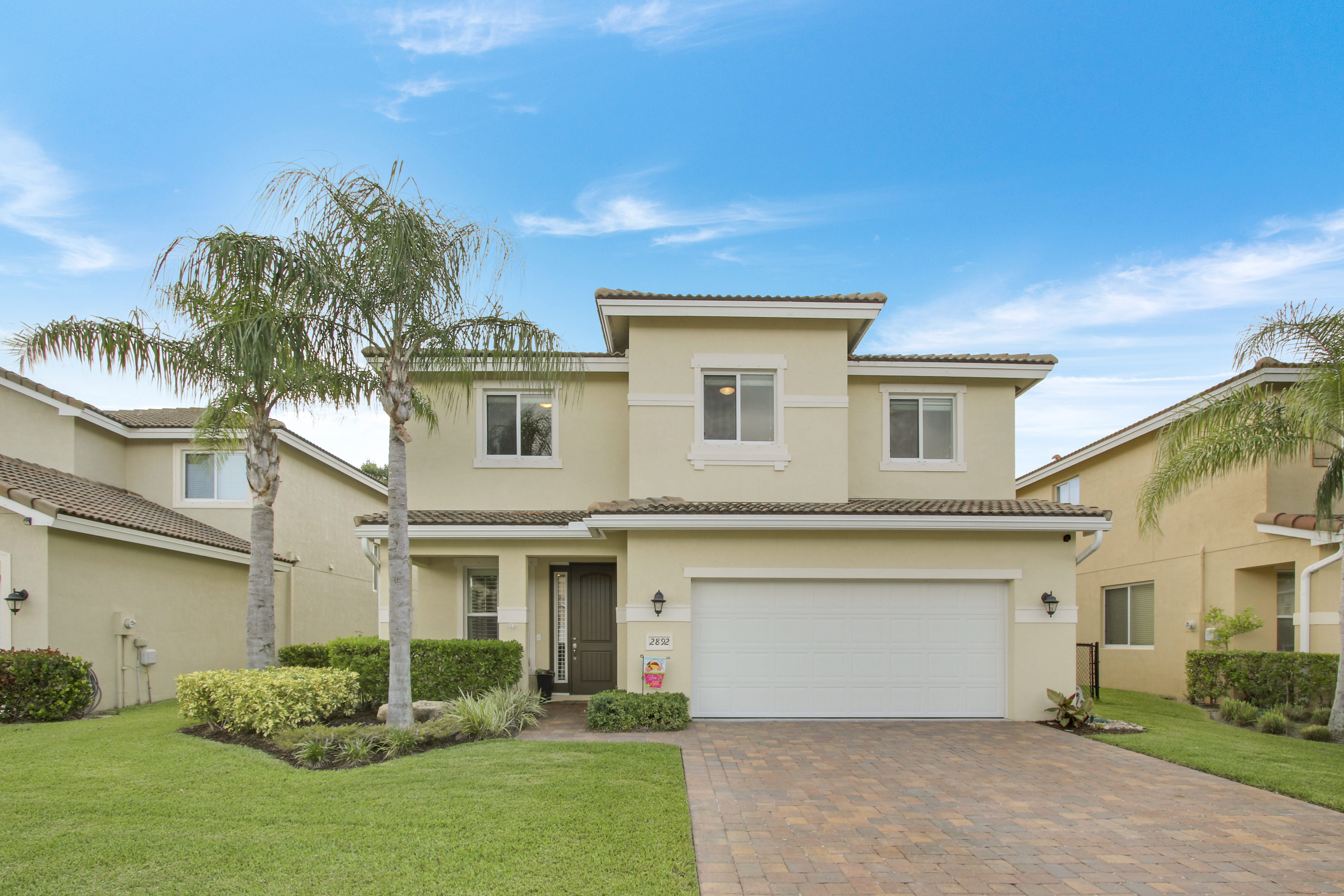 Just Listed: 5 Bedrooms PLUS LOFT Palm City Home! header image.
