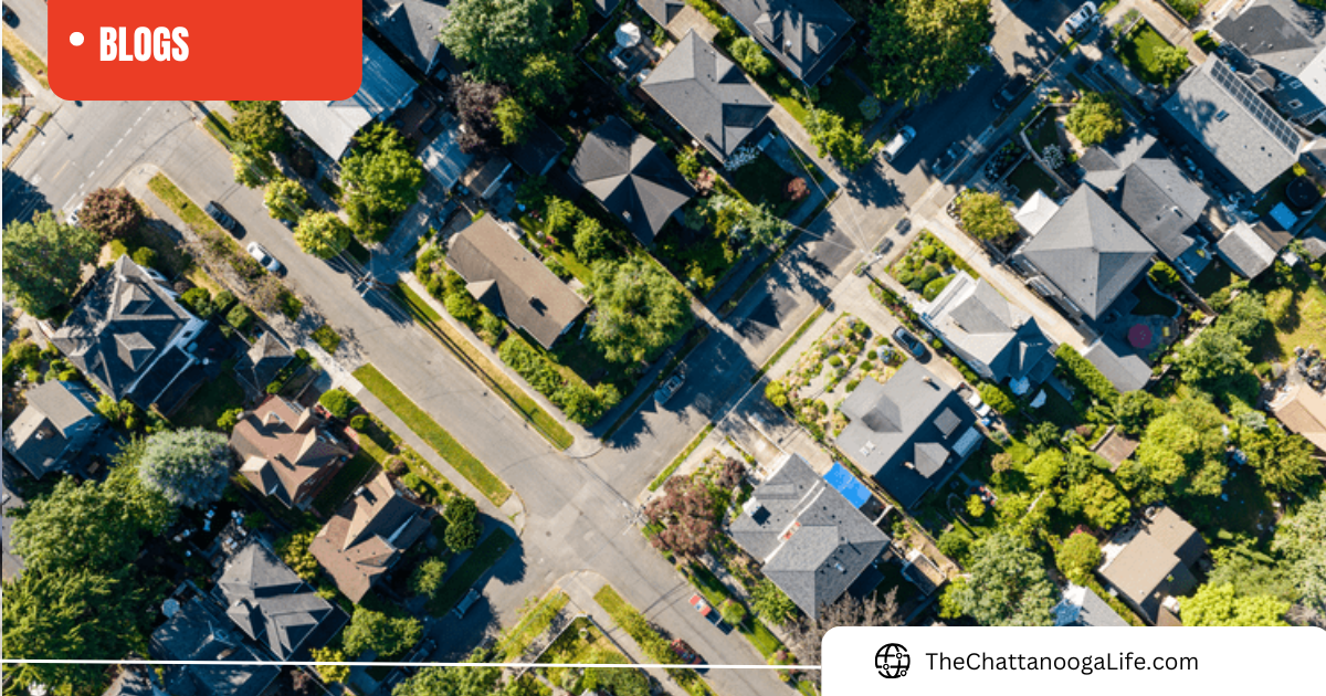Is the Housing Market Going To Crash? Here’s What Experts Say header image.