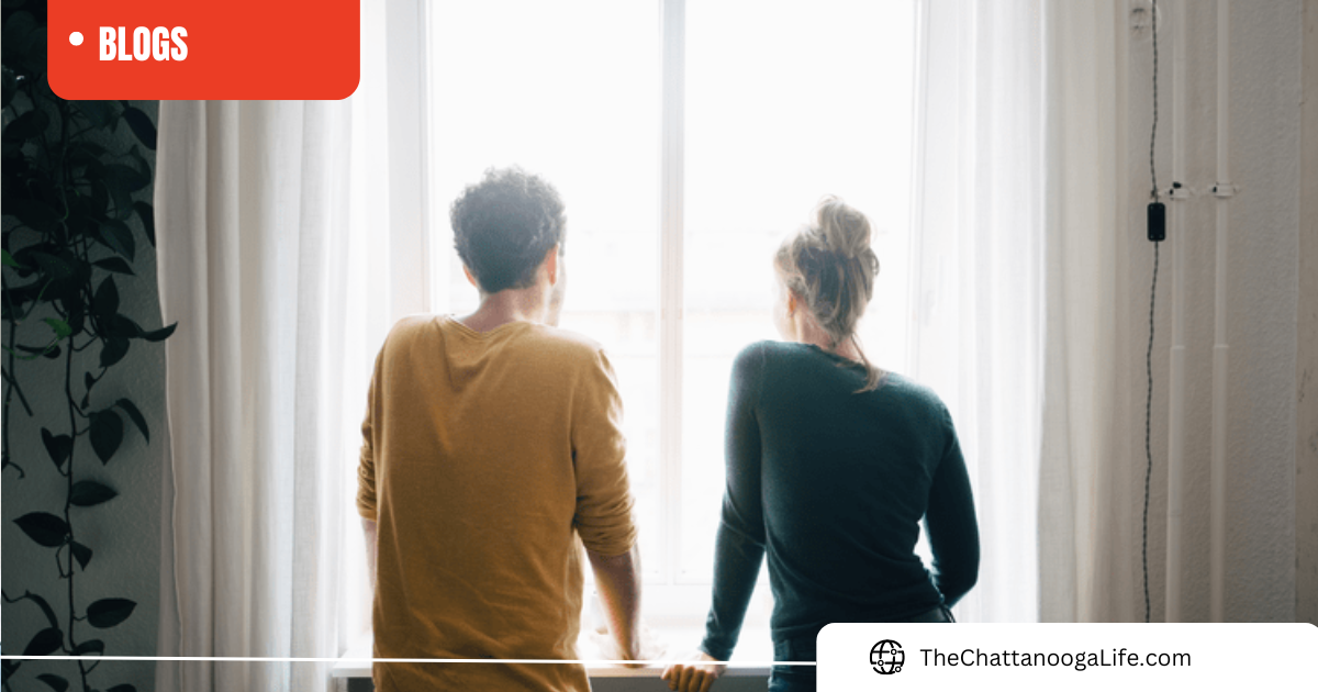 Falling Mortgage Rates Are Bringing Buyers Back header image.