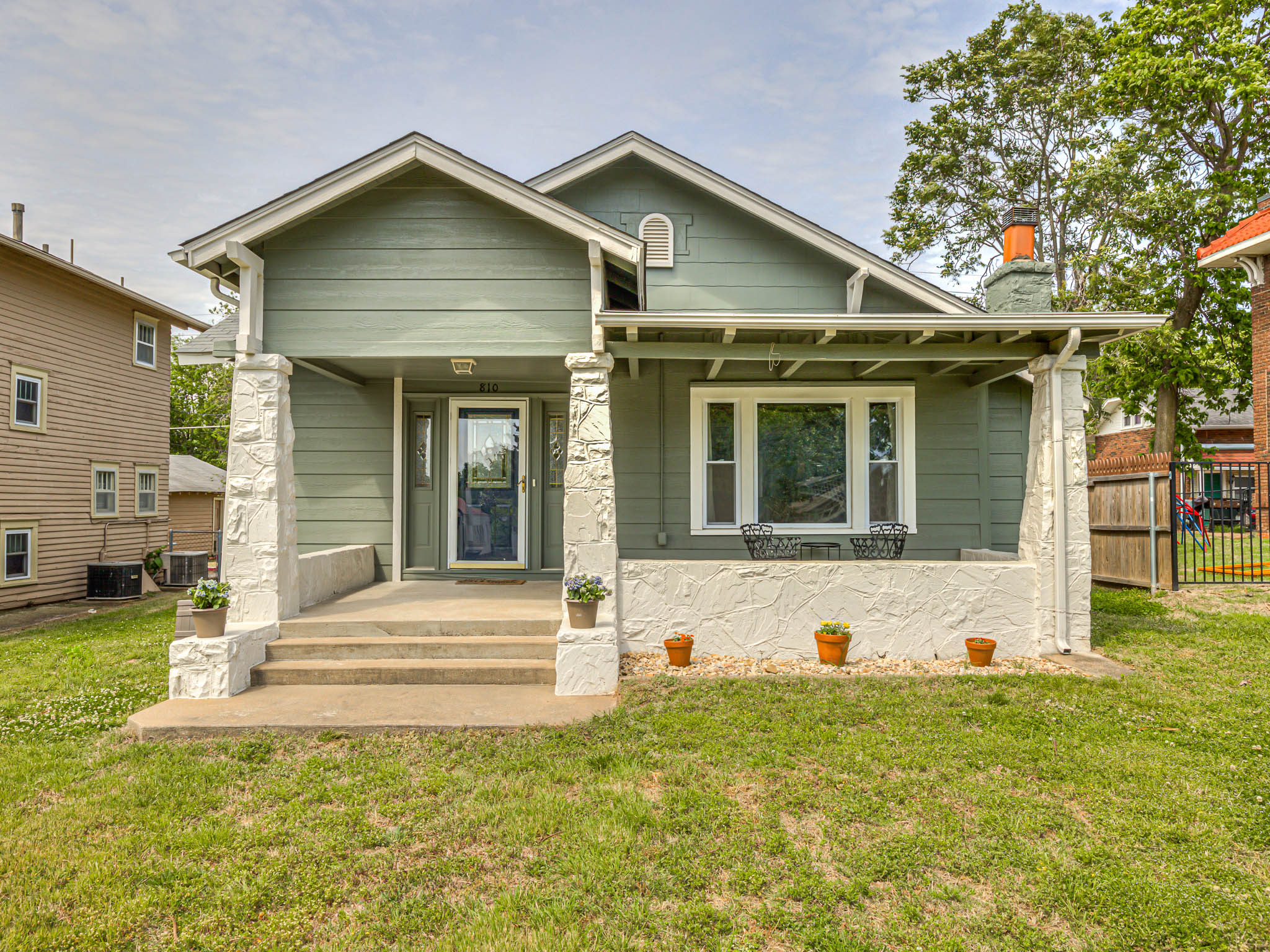 TONS OF CHARM! | Tulsa Real Estate header image.