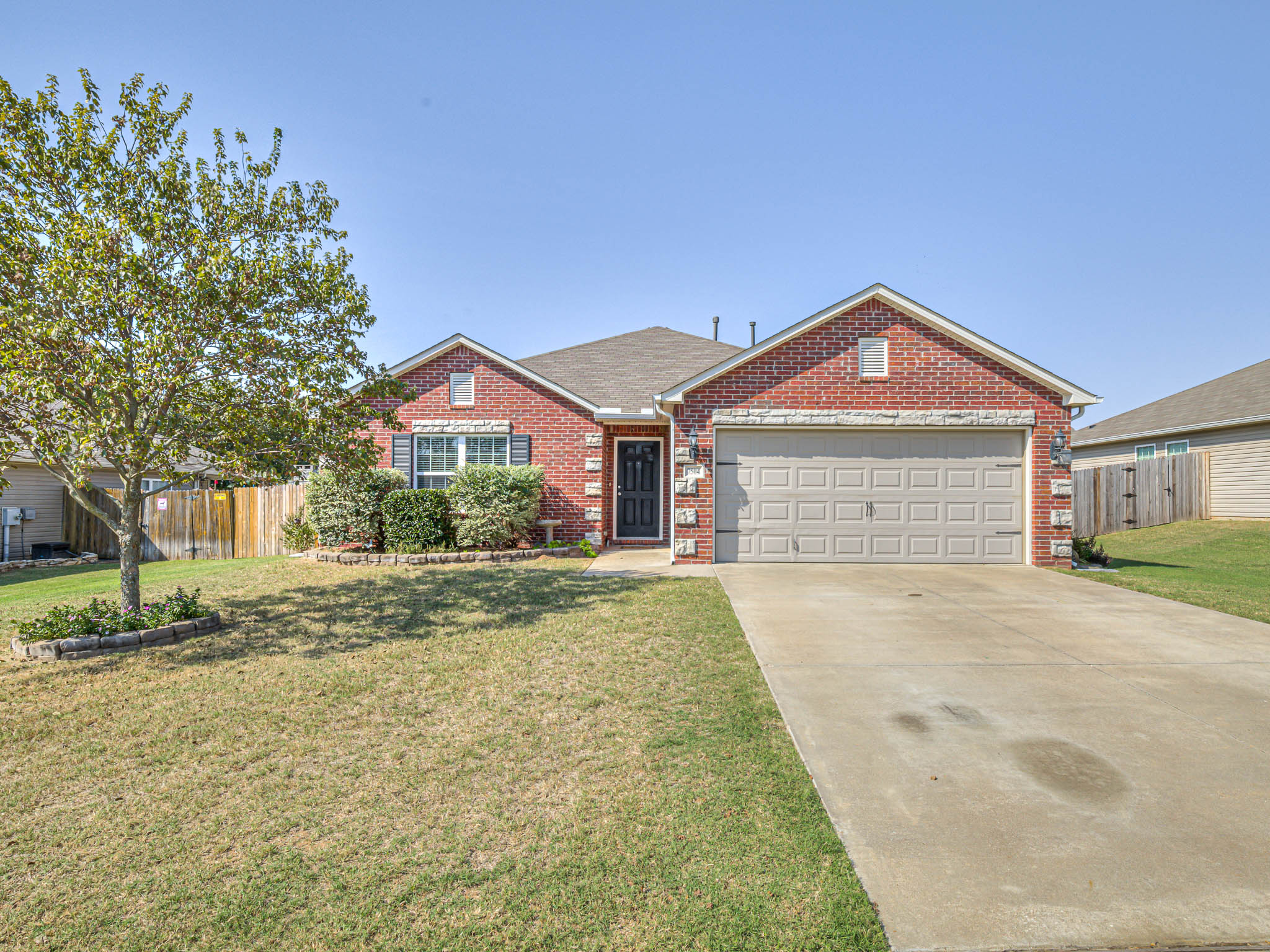 MOVE-IN READY! | Tulsa Real Estate header image.