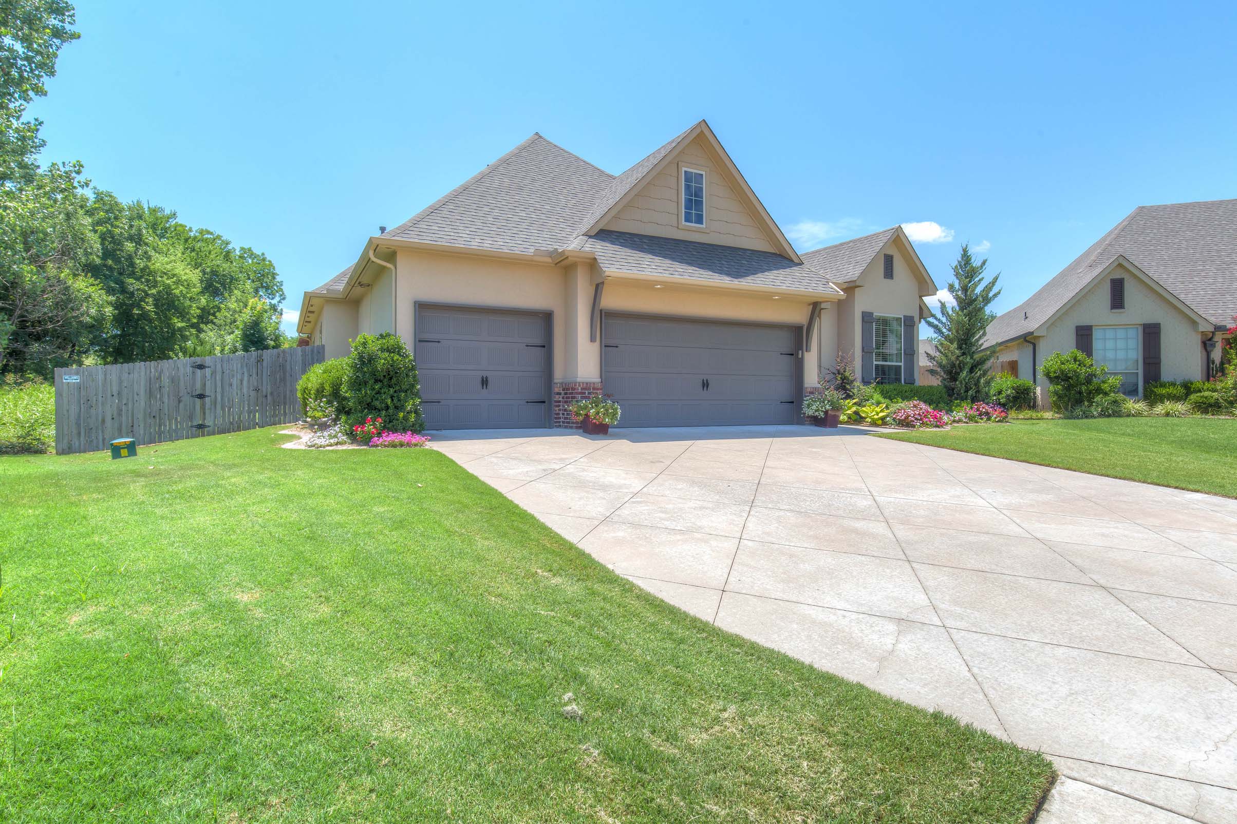 The First Critical Steps of Home Buying | Tulsa Realtor header image.