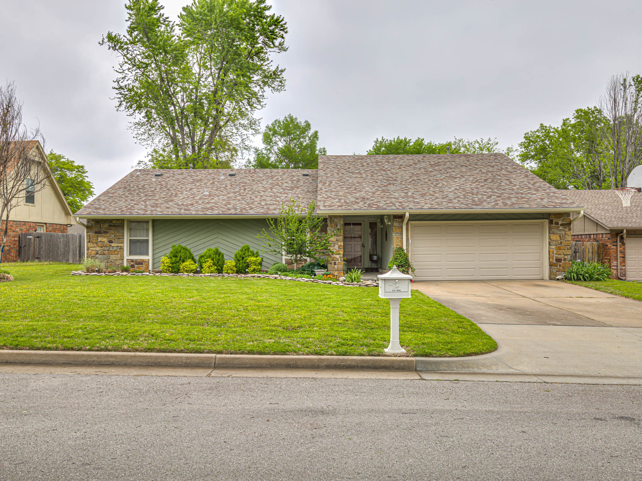 IMMACULATELY maintained | Tulsa Real Estate header image.
