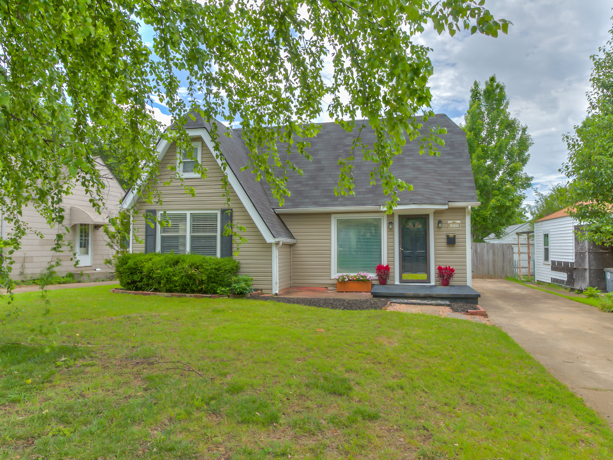 DARLING Updated Midtown Home! | The Wolek Group | Tulsa Realtor header image.