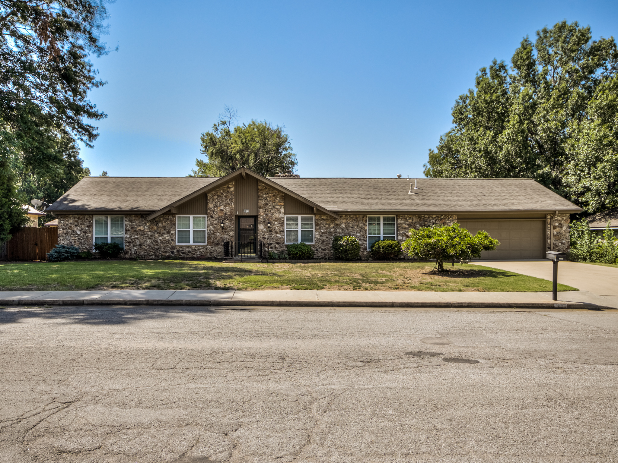 Spectacular One-Level Home | The Wolek Group | Tulsa Realtor header image.