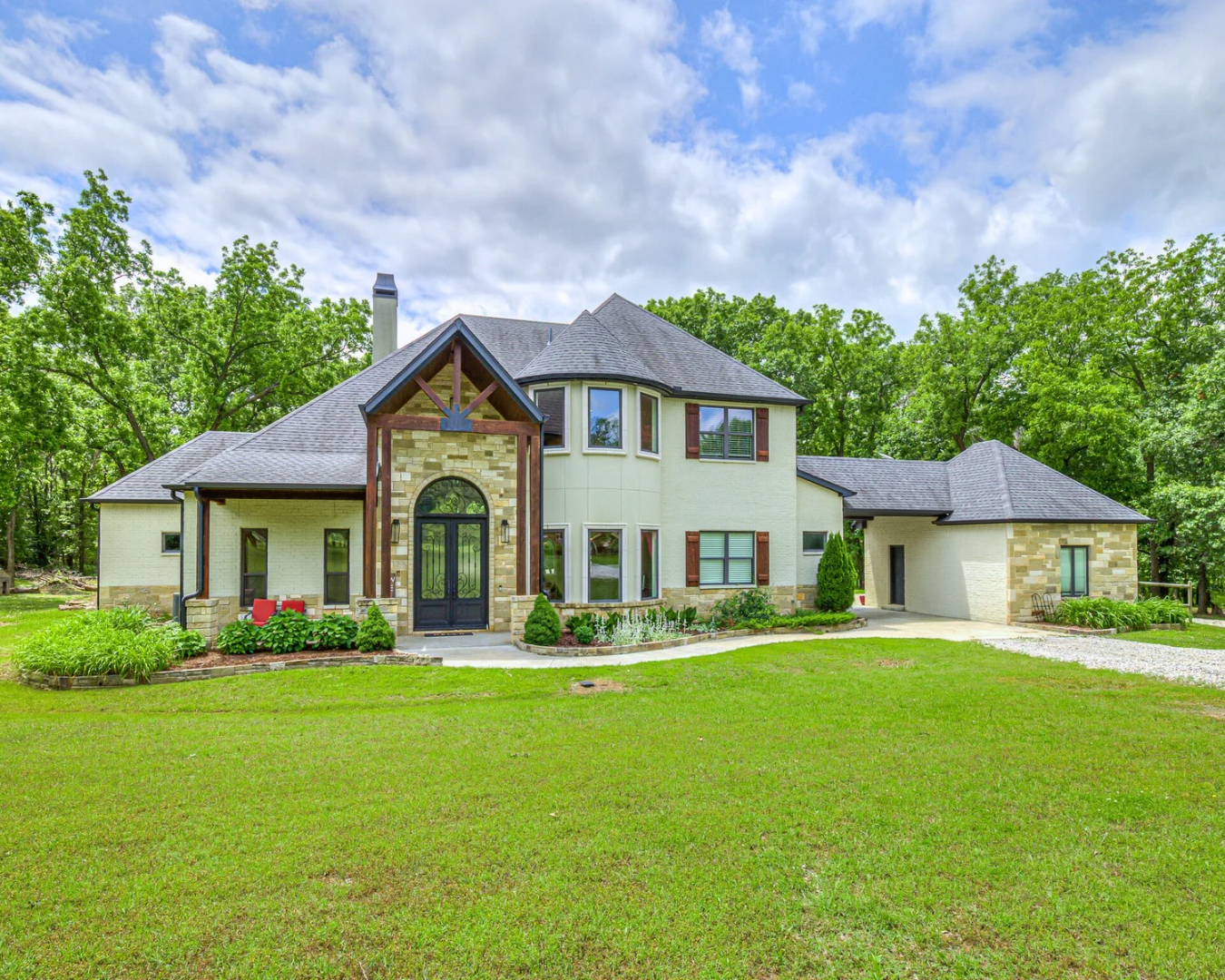 LIVE THE DREAM! | Tulsa Real Estate header image.