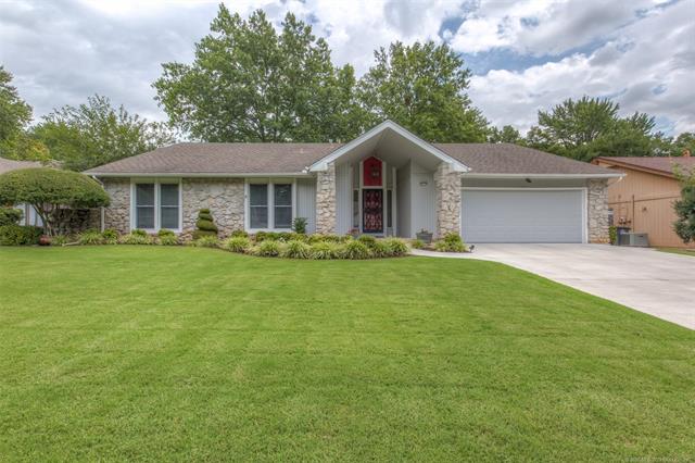 FULLY UPDATED - THE WOLEK GROUP | TULSA REAL ESTATE header image.