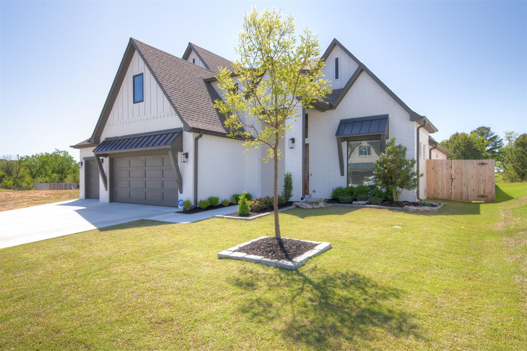 Farmhouse PERFECTION - THE WOLEK GROUP | TULSA REALTOR header image.