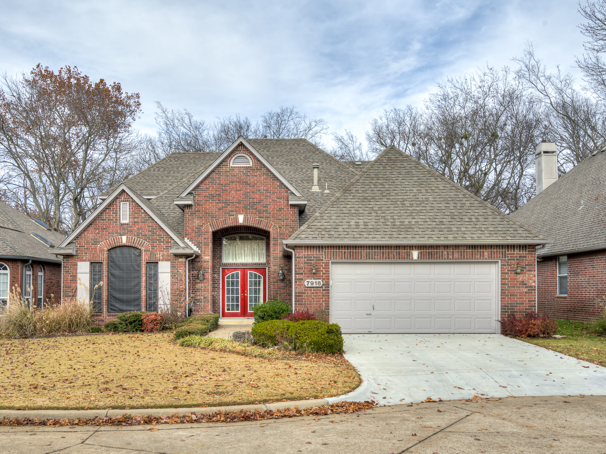 Serene Golf Course View | Tulsa Real Estate header image.