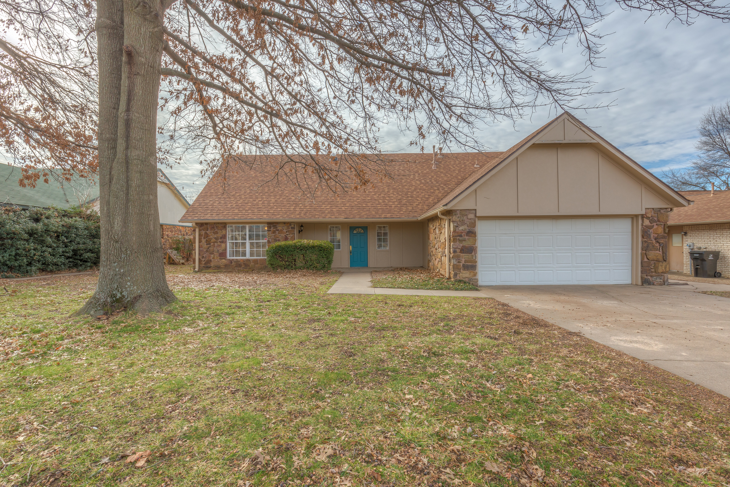 Gorgeous! Fully Updated Home with open, flexible floor plan - The Wolek Group | Tulsa realtor header image.