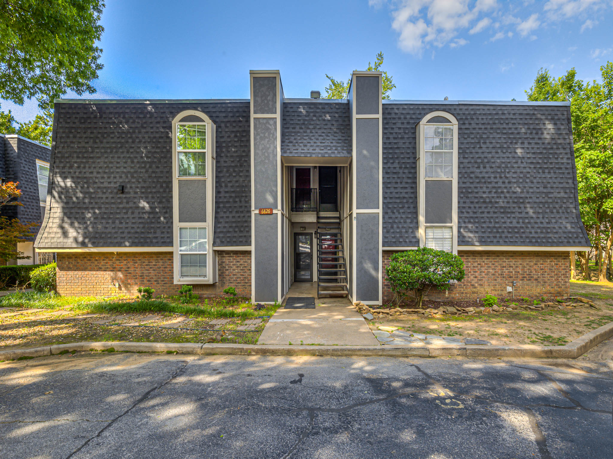 AVAILABLE NOW AND MOVE-IN READY | Tulsa Real Estate header image.