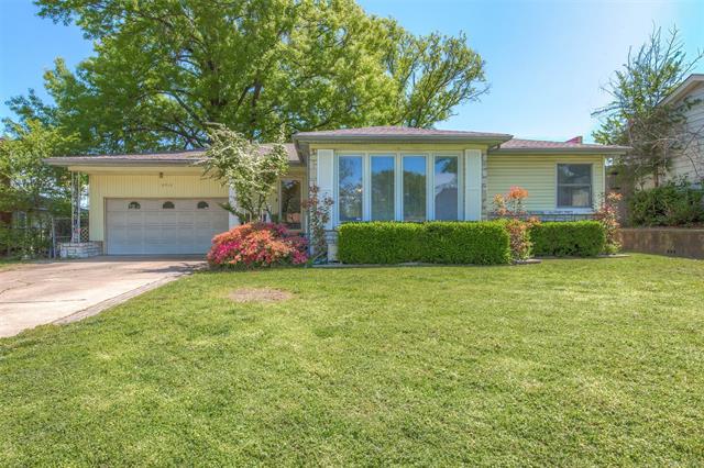 Neat-as-a-pin Midtown charmer!  -  THE WOLEK GROUP | TULSA REALTOR header image.