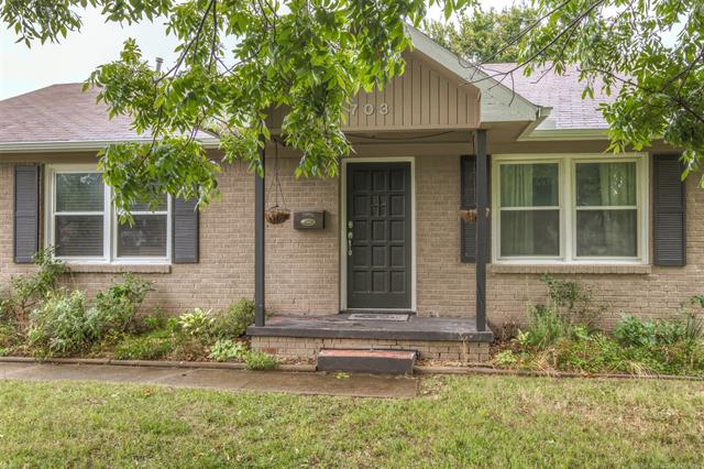 UPDATED Midtown gem - THE WOLEK GROUP | TULSA REAL ESTATE header image.