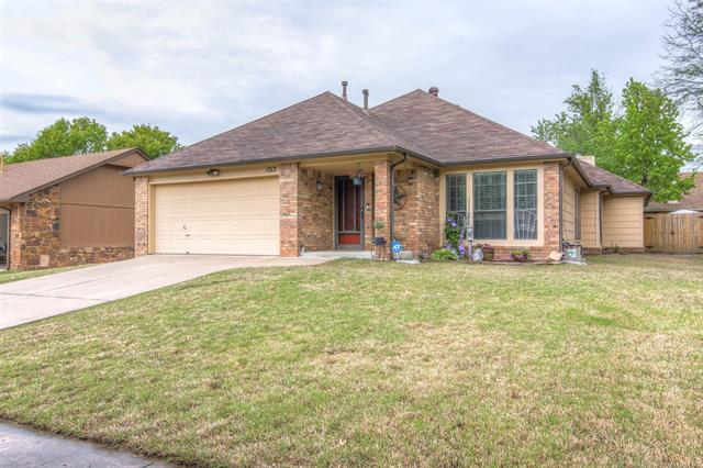 Feels brand NEW - THE WOLEK GROUP | TULSA REALTOR header image.