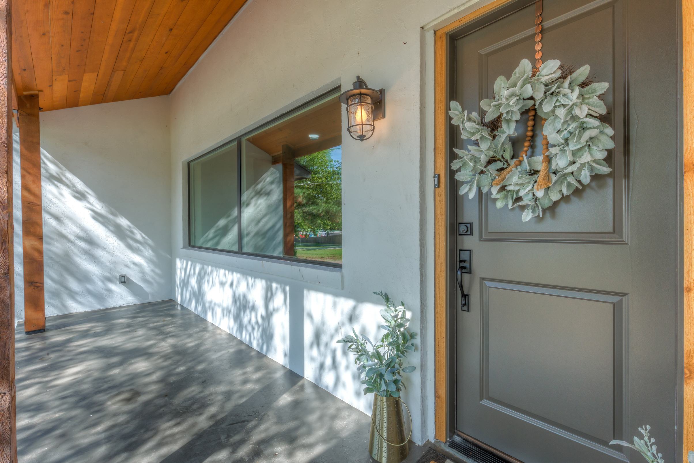 COMPLETE ON-TREND REMODEL! | The Wolek Group | Tulsa Realtor header image.