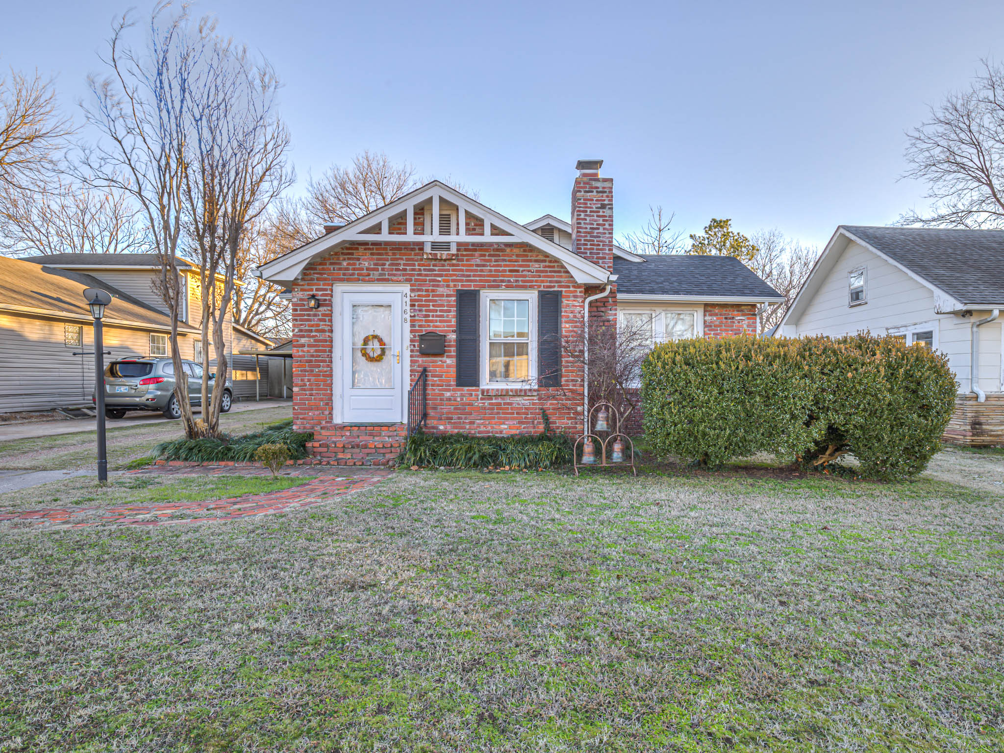 MIDTOWN CHARMER | Tulsa Real Estate header image.