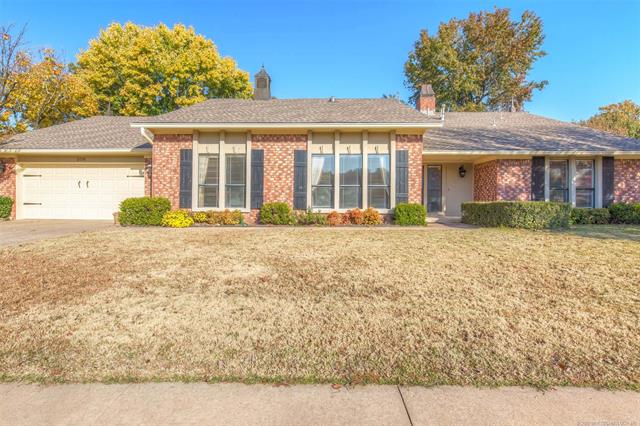 One-level Executive Home header image.