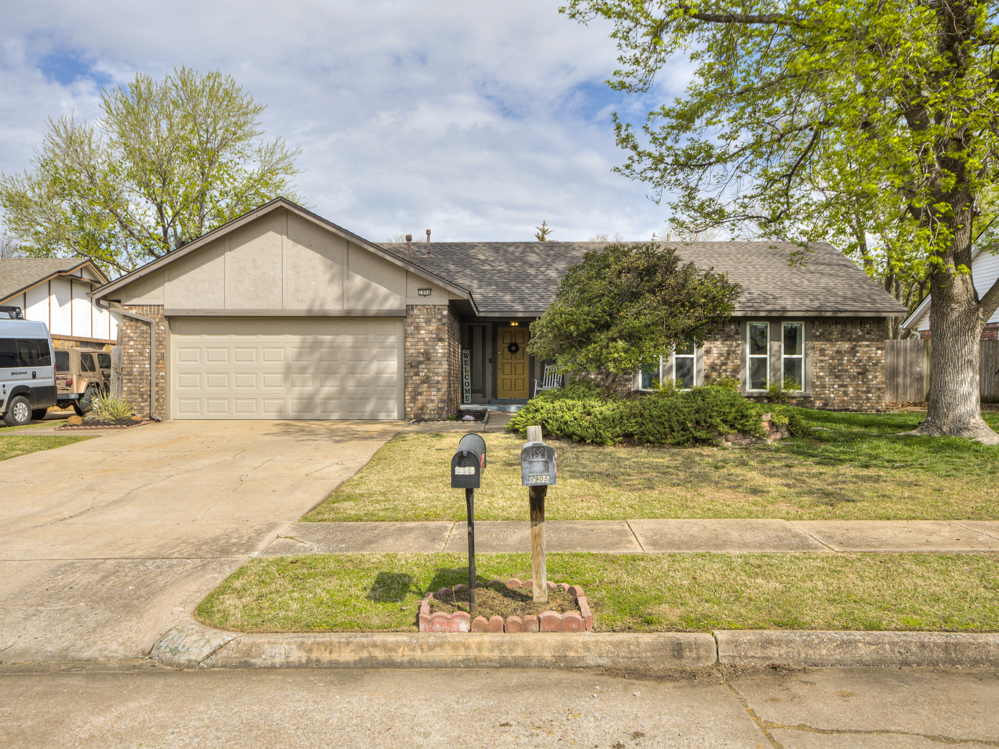 Charming Home | Tulsa Real Estate header image.