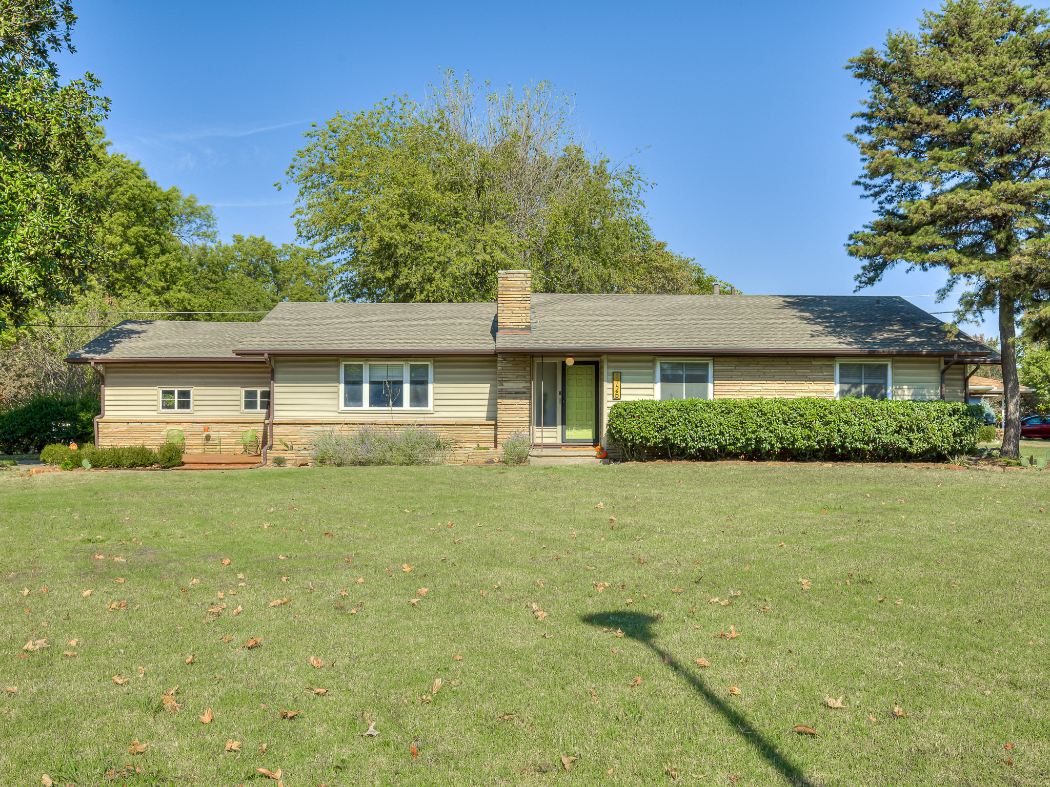 Stunning Mid-Century Modern Gem! | Tulsa Real Estate header image.