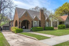 Stunning, FULLY UPDATED Midtown Charmer - THE WOLEK GROUP | TULSA REALTOR header image.