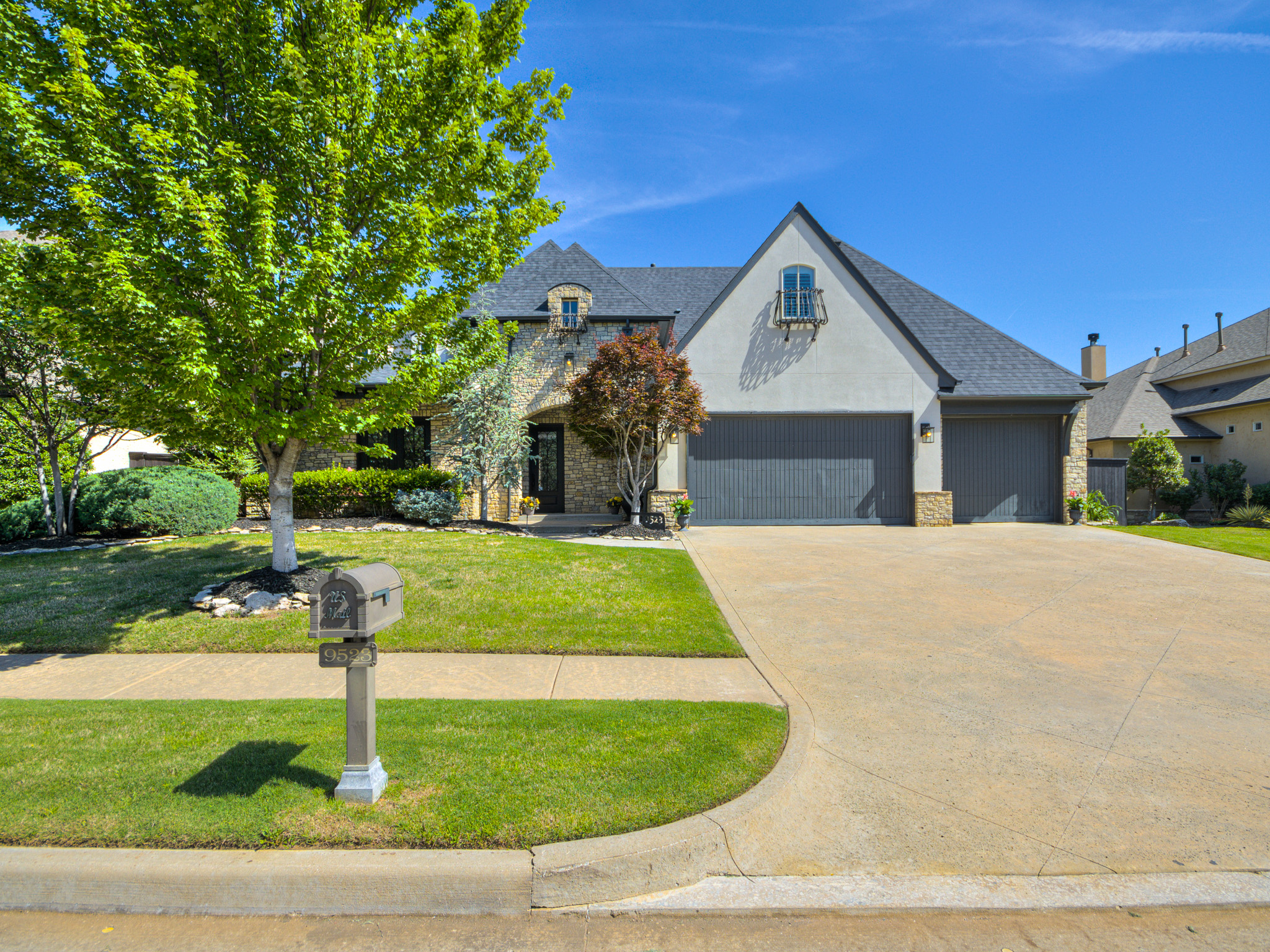 Remodeled Executive Home | Tulsa Real Estate header image.