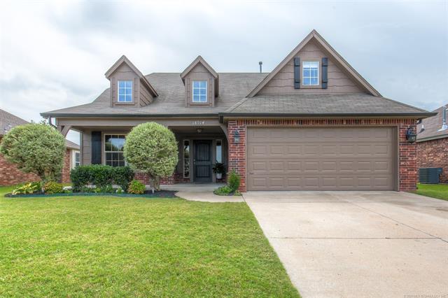 MOVE-IN- READY! - THE WOLEK GROUP | TULSA REAL ESTATE header image.