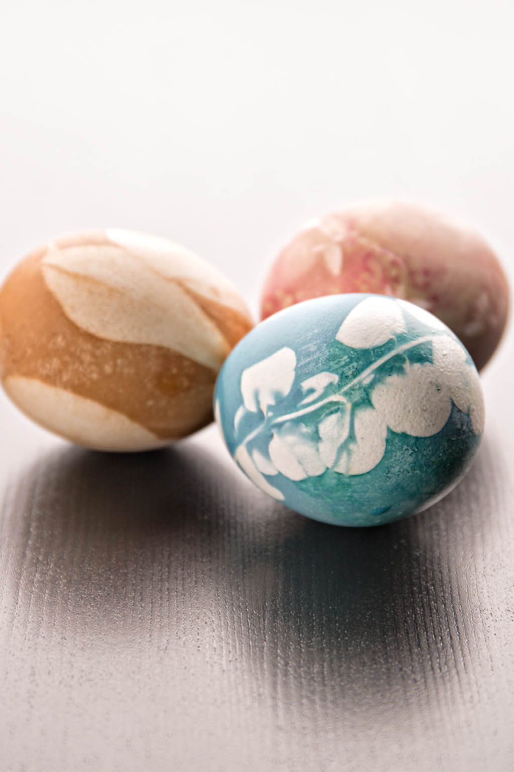 Earthy Easter Eggs header image.