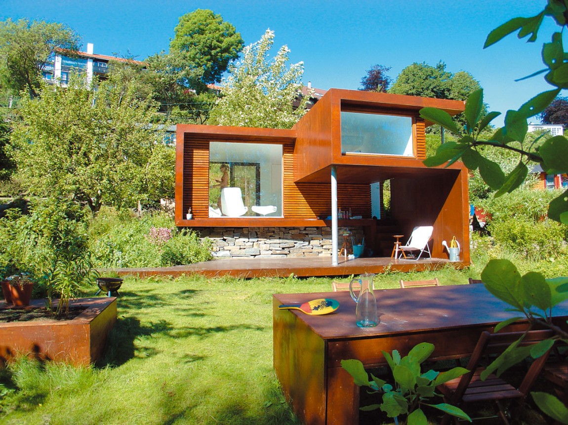 Smart Tips to Prepare Your Home for the Season header image.