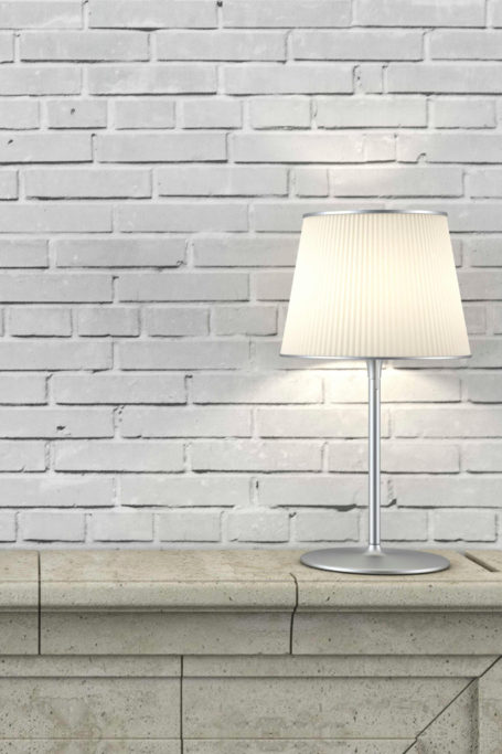 Minimalism 101: 24 Things You Can Get Rid of Without Ever Missing header image.