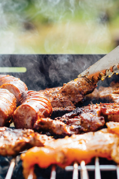 The Best Backyard Barbecue Tips header image.