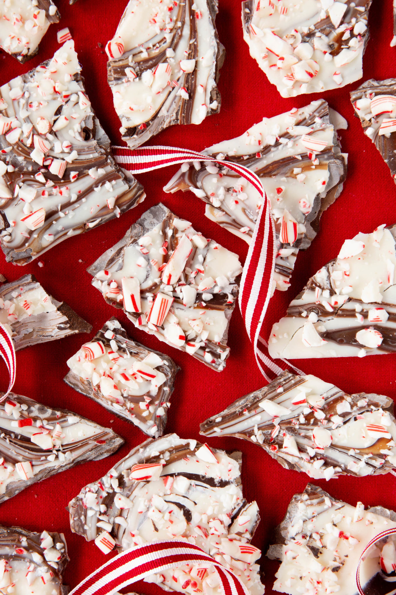 Pretzel Toffee Bark header image.