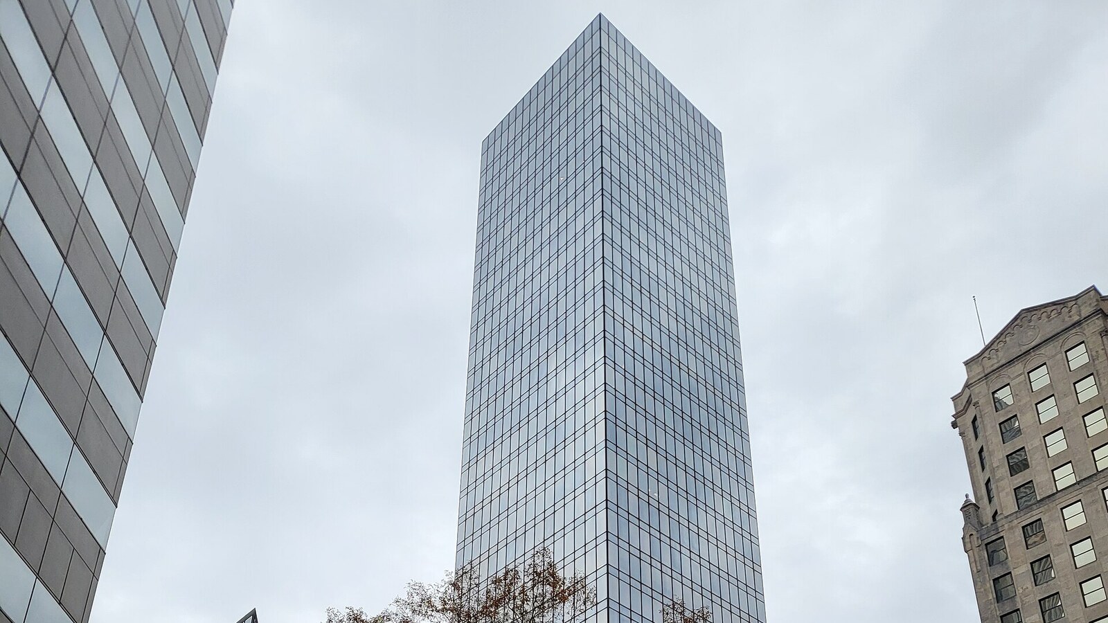 One South tower at Trade and Tryon in Uptown Charlotte