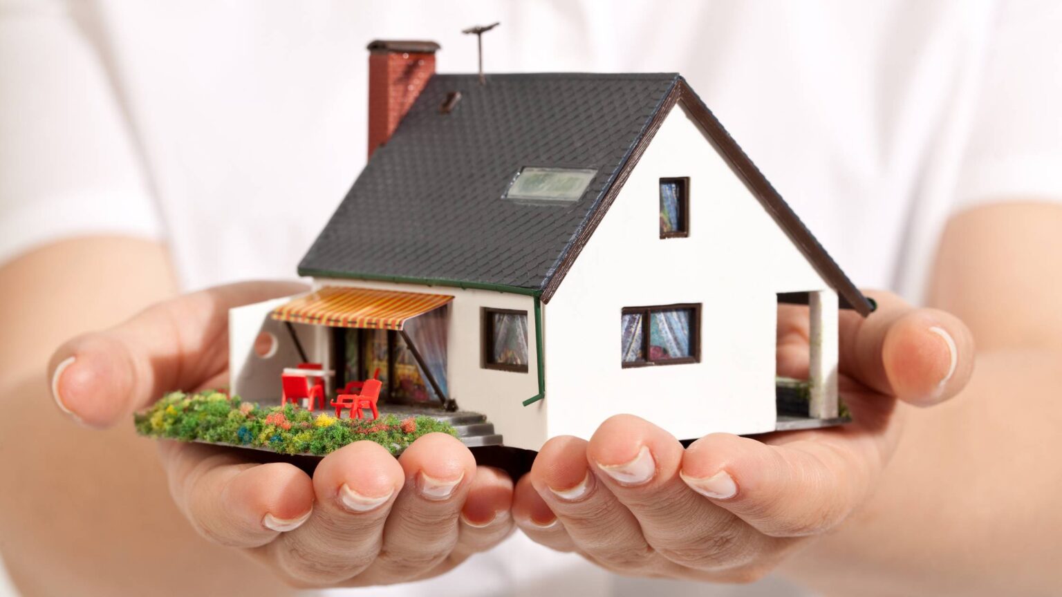 The Trend of Building Smaller Homes: A Shift in Real Estate Dynamics header image.