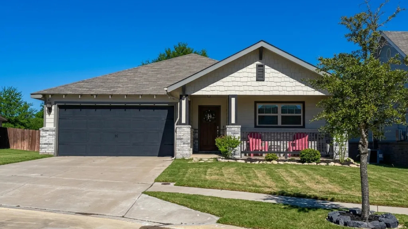 What July Reveals About Your Texas Home header image.