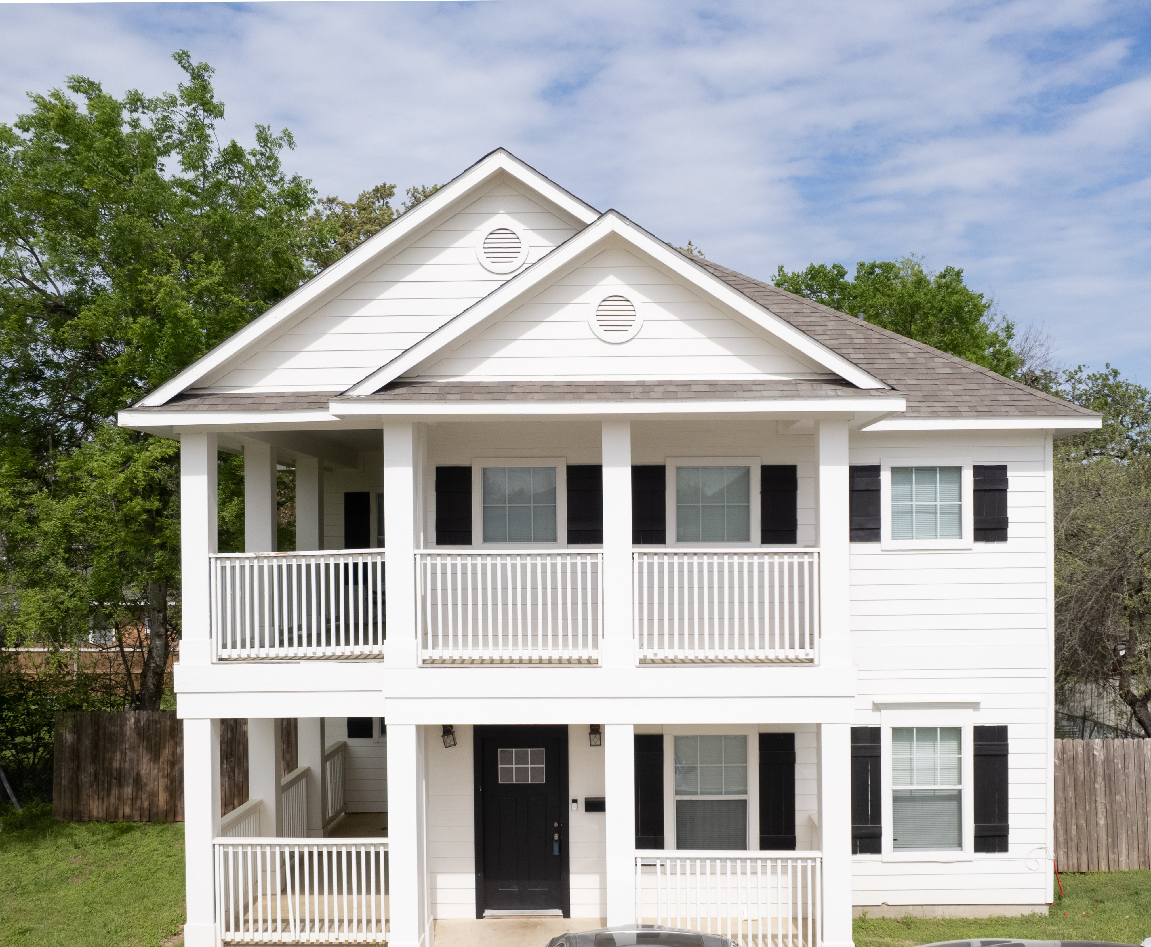 Just Listed! 4403 Aspen St header image.