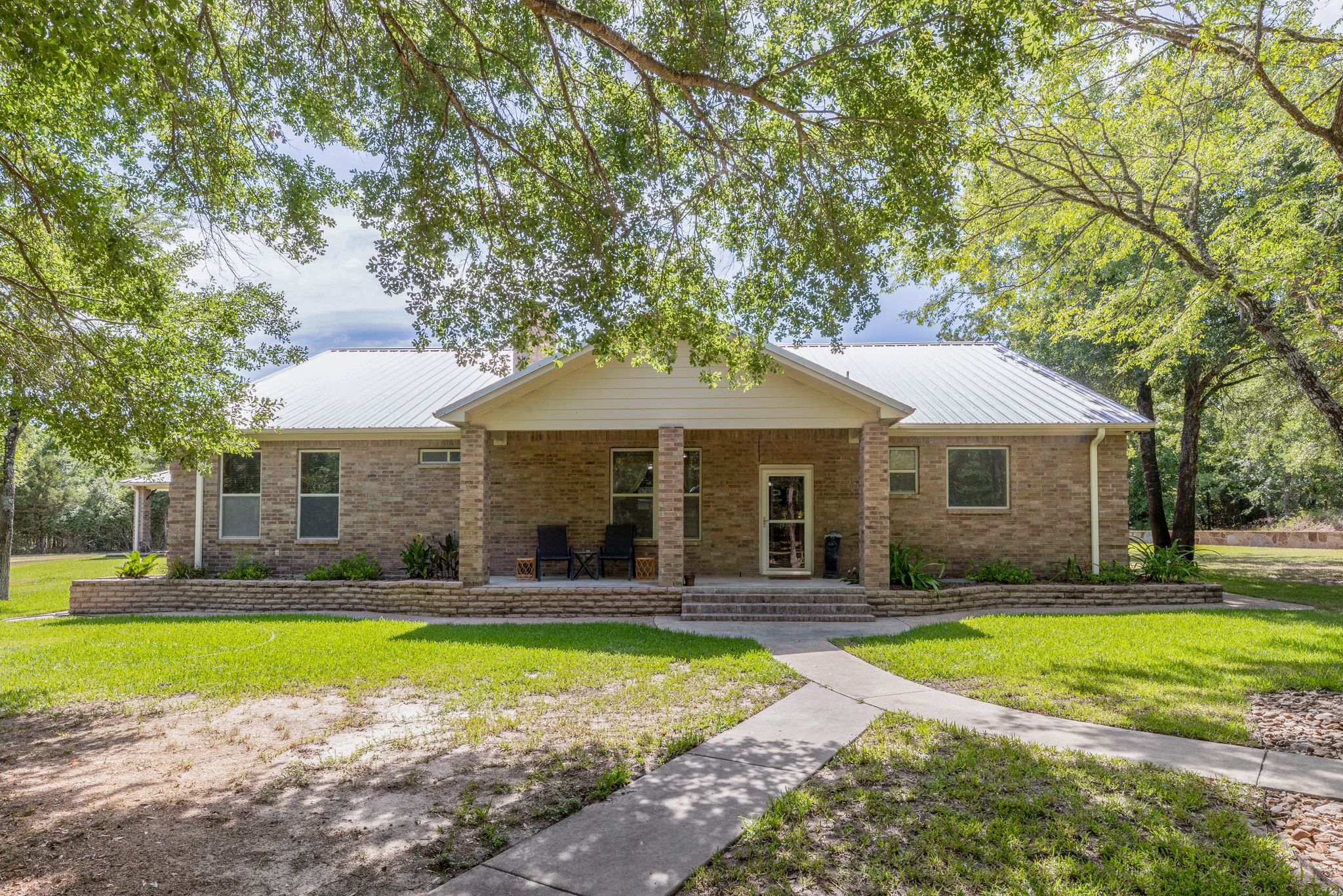 Just listed! 7653 Breezewood Dr header image.