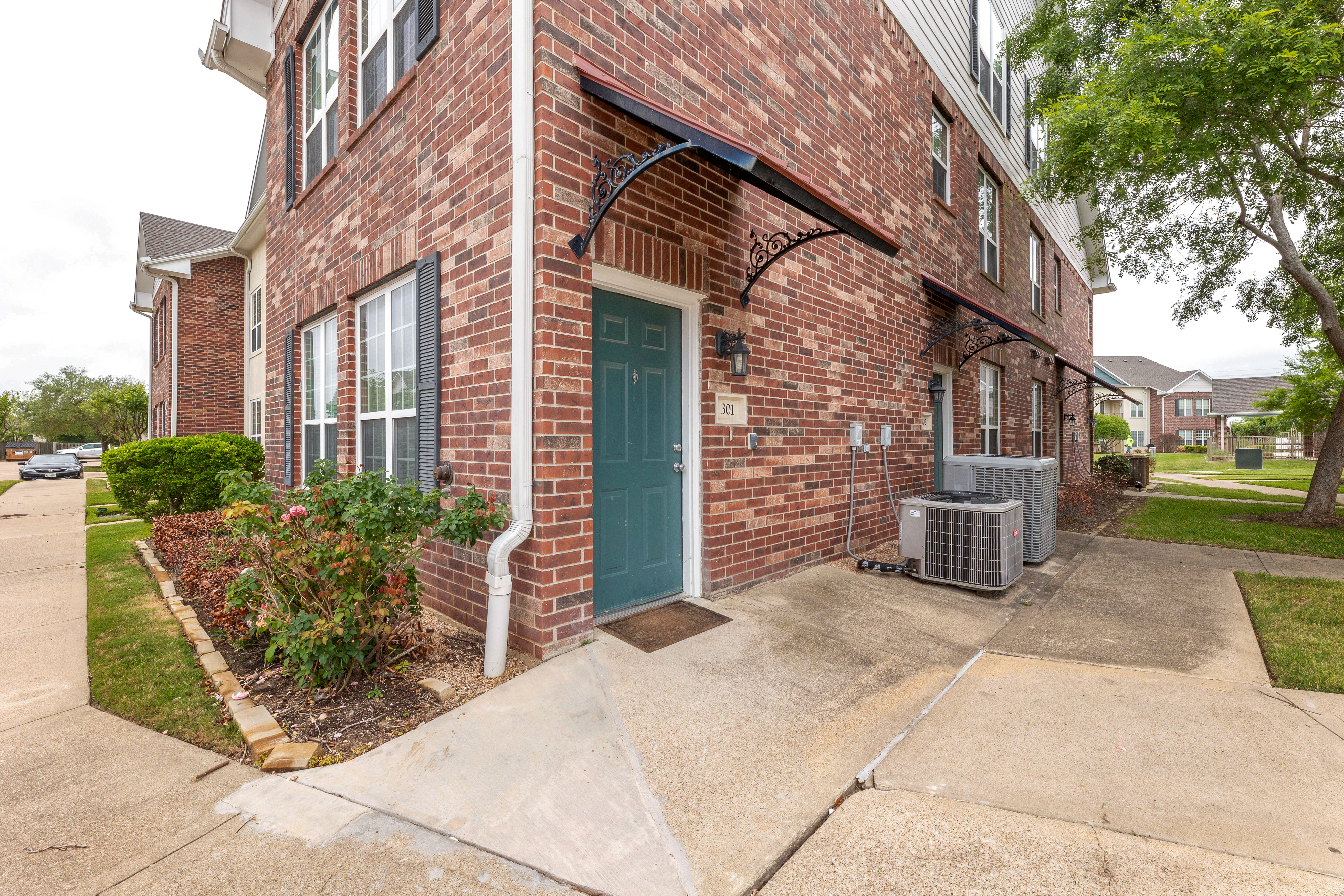 Just Listed! 801 Luther Street W Unit #301 header image.