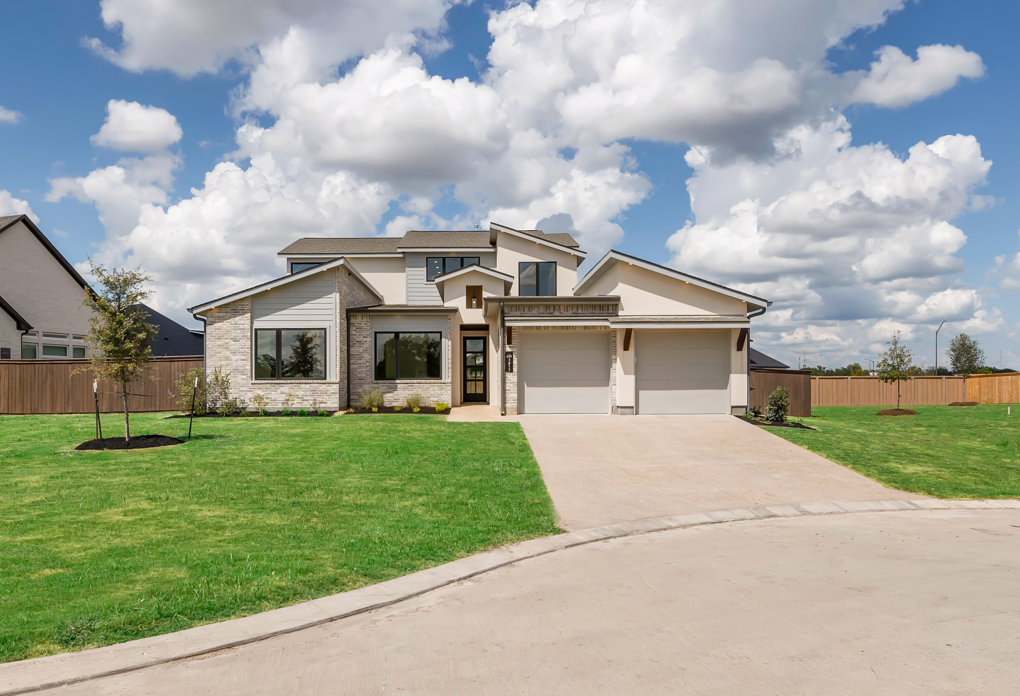 Just Sold! 4911 Crystal Ridge header image.